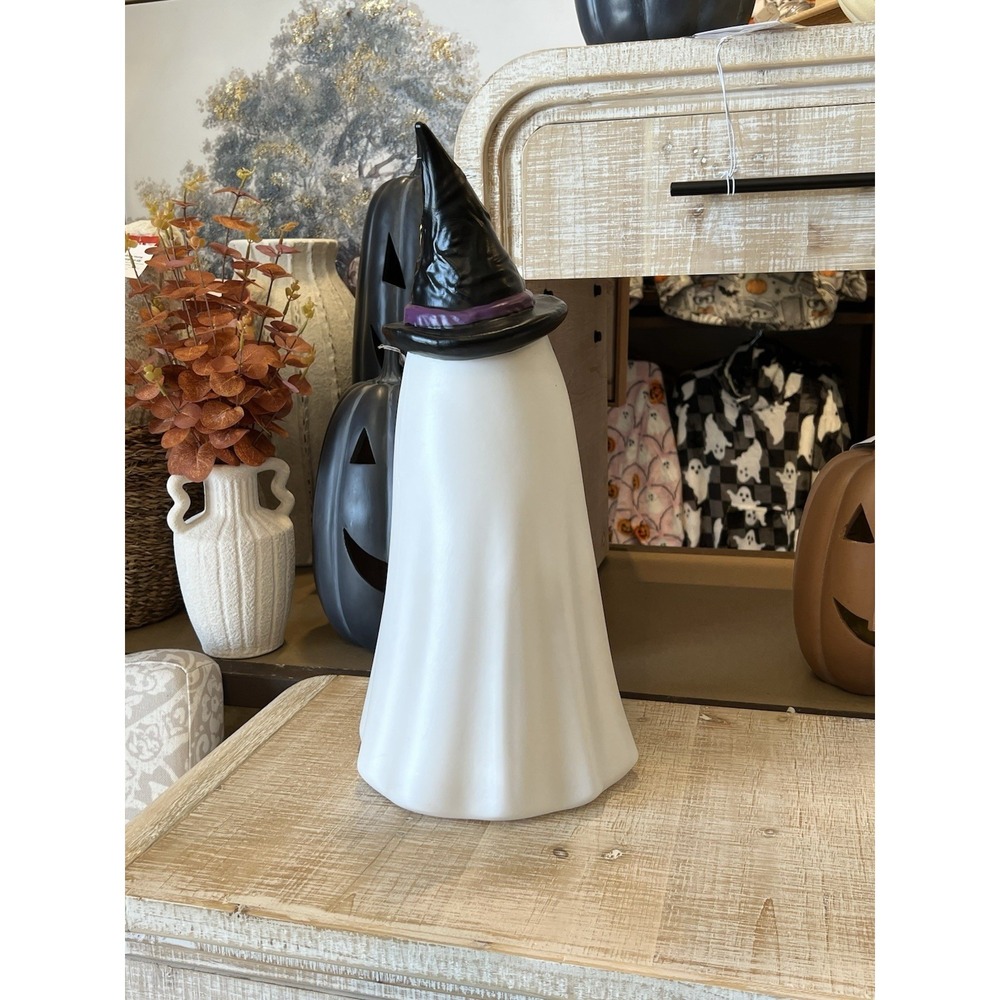 White Halloween Ghost Blow Mold with Hat New 20 in - Picture 2 of 3